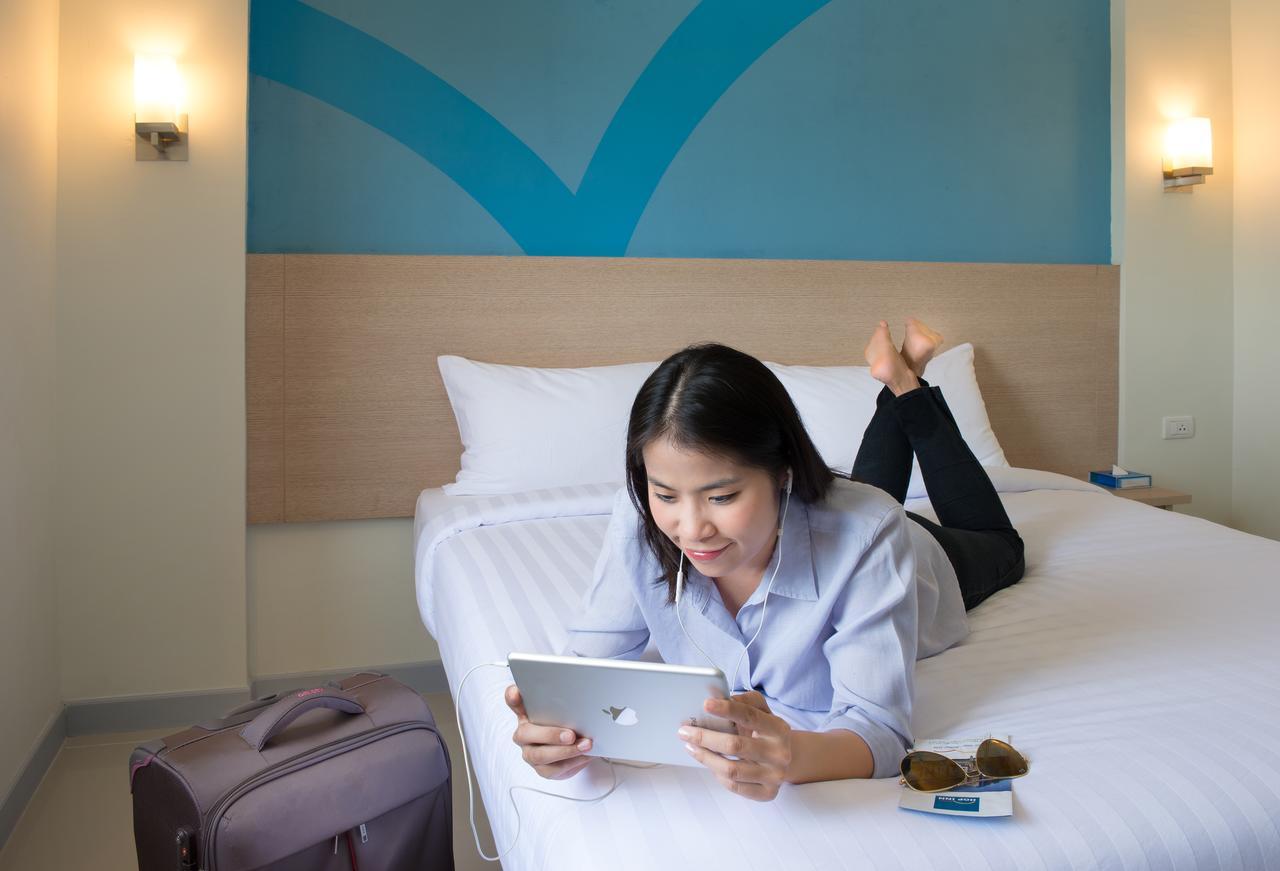 Hop Inn Hotel Makati Avenue Manila Makati City Ngoại thất bức ảnh